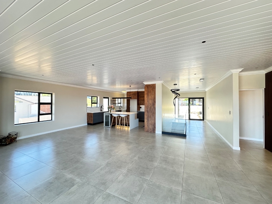3 Bedroom Property for Sale in Monte Christo Western Cape
